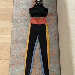 Beach riot work out set